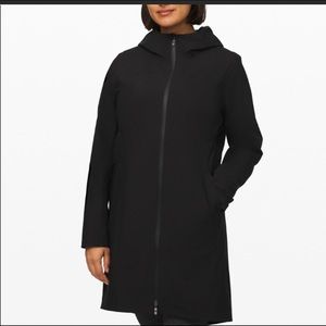 Lululemon Rain Rebel Jacket NWOT Sz 0